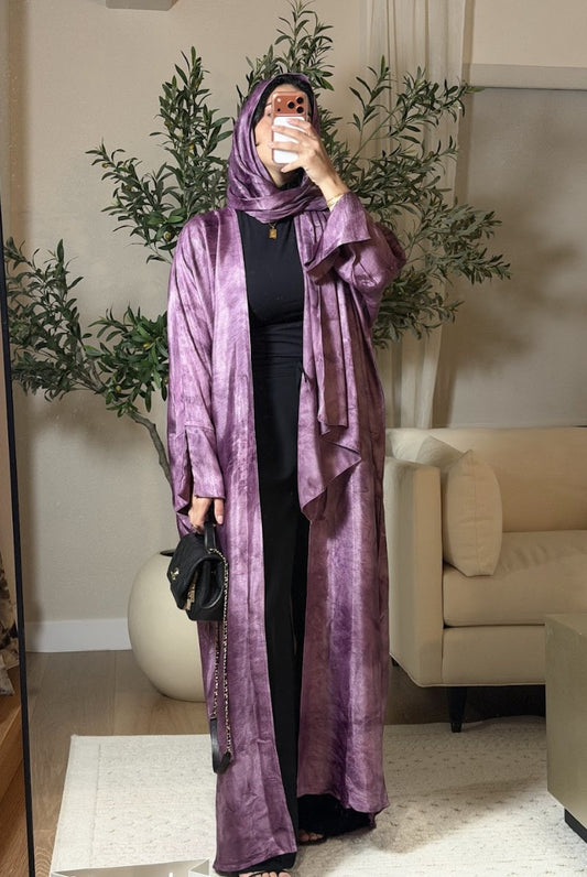 Alees Abaya